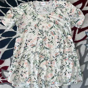LuLaRoe Short Sleeve Top